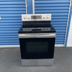SAMSUNG Stove RANGE 220v Electric **FREE DELIVERY**