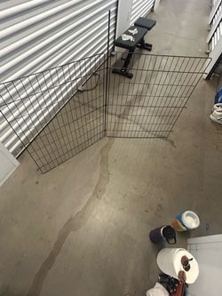 Black wire prey play pen fencing 33” x24”