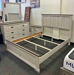Farmhouse 4 Piece Queen Size Bedroom Set