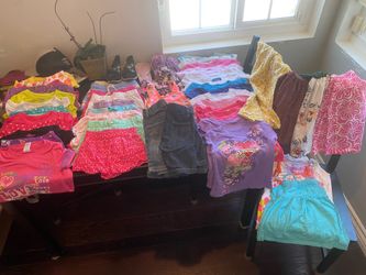 Girls’ 4T bundle