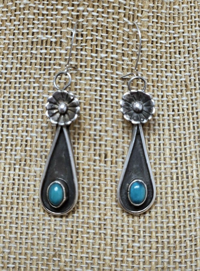 Sterling Silver Vintage Hanging Turquoise Earrings
