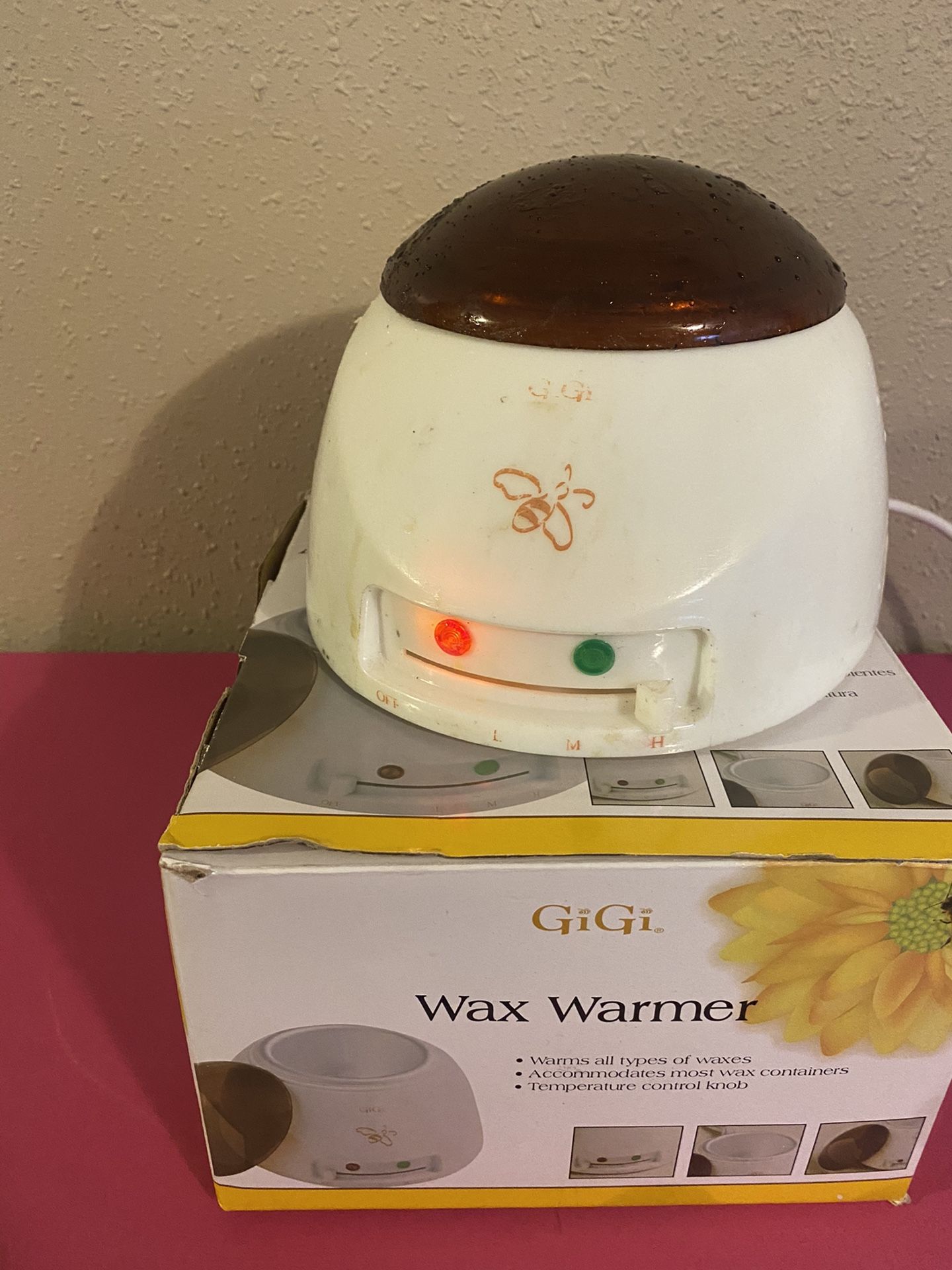 Wax Warmer And Wax Kit 