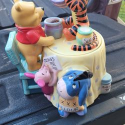 Winnie The Pooh Cookie Jar - Vintage, Retired Disney Store 9" X 11