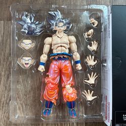 S.H.Figuarts SON GOKU ULTRA INSTINCT (exclusive)
