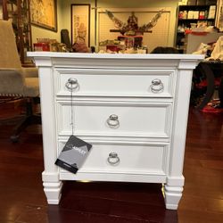 White Three Drawer Nightstand (NEW)