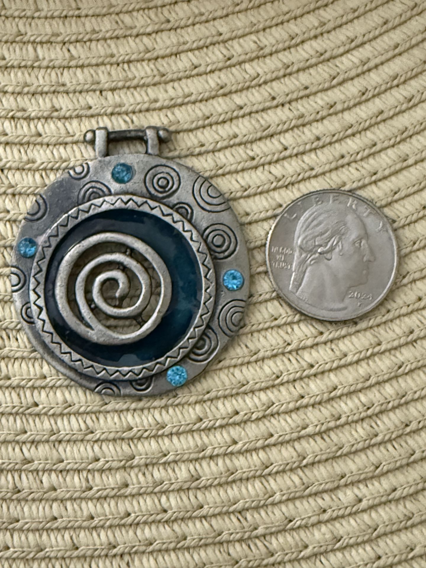 Silver Tone With Blue Glass Crystal Beads Pendant