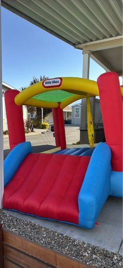 Little Tikes Inflatable Bounce House