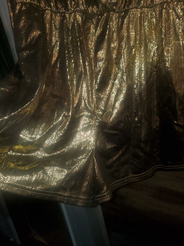 Disco Dancer, Hooker Or Golden Nugget