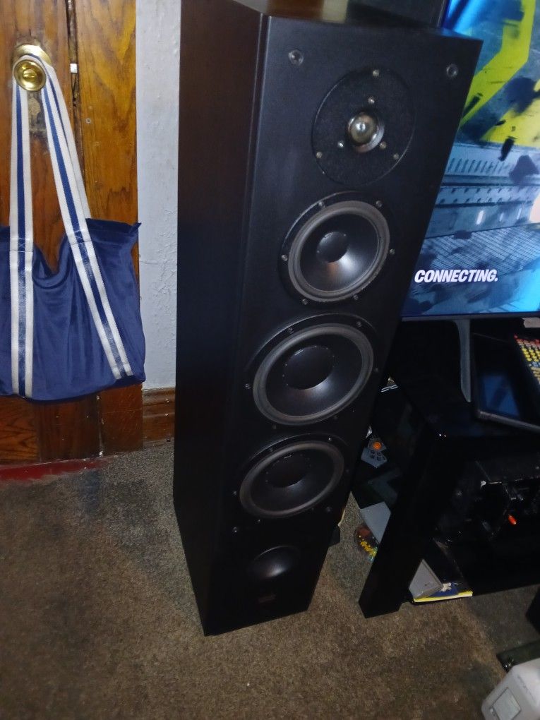 Dynaudio Audience 82