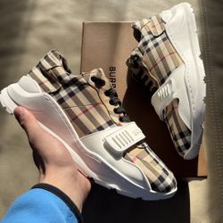 Burberry Check Shoes Size 9 Mens