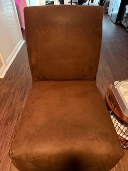 Accent Chairs