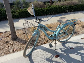 Bicycle beach cruiser