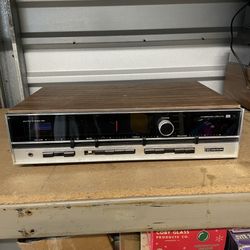 Claricon Model 36-790A FM Radio Receiver (Untested)