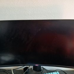 Dell Curved Monitor No Scratches Or Damage 