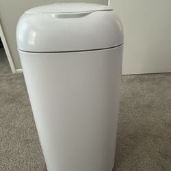***Diaper Genie Classic***