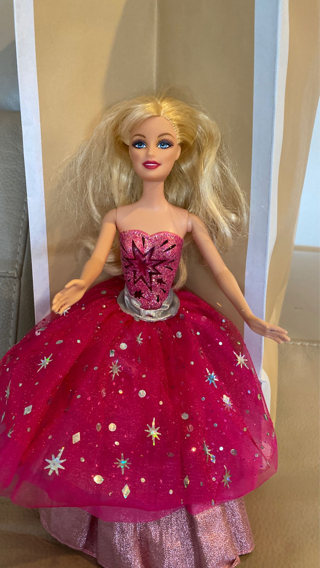 Barbie a fashion fairytale transforming doll