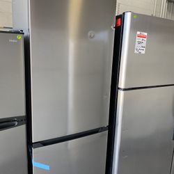 24” Refrigerator 