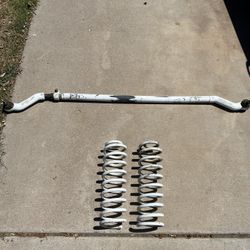 Jeep Wrangler JKU 4.5 Springs And Tie Rod