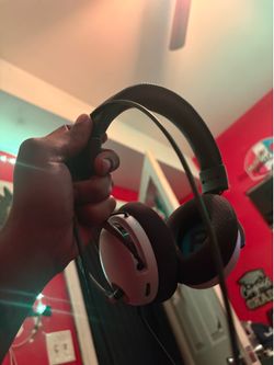 gaming headphones