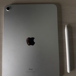 APPLE IPAD  with PENCIL FOR SALE 