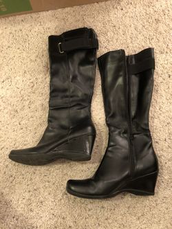 WOMENS KENNETH COLE BLACK BOOTS 7 1/2 M