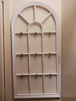 White Window Frame Photo Display w/ Clips DIMENSIONS: 27in LENGTH x 14in WIDTH