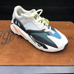 Adidas Yeezy 350 “Wave Runner”, Size 6