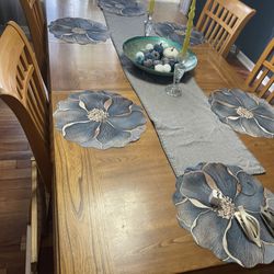 Dining Room Table 