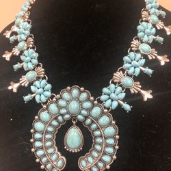 Woman’s Simulated Turquoise Squashblossom Inspired Necklace Of The Old Southwest