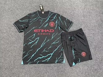 Offer Soccer Uniformes, todas Las Ligas, Con Calcetas Y Números.