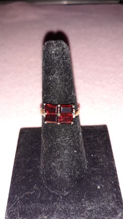 4 stone Garnet and diamond Lady's ring