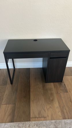 IKEA Micke Desk Black-Brown