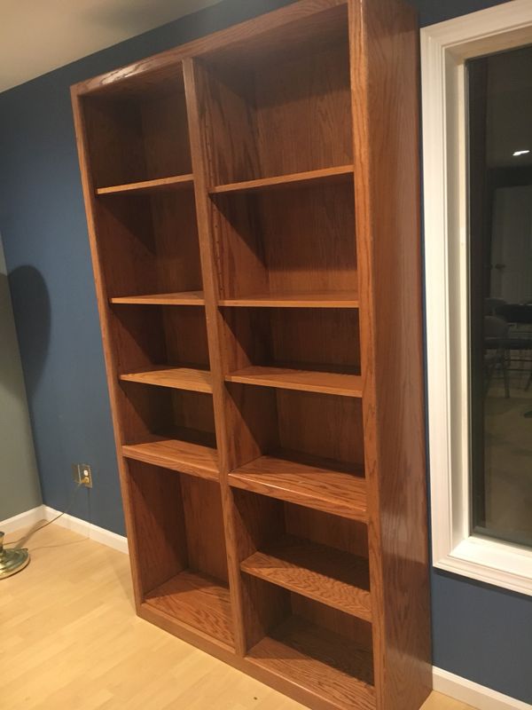 Bookcase adjustable shelf. 8 feet tall! for Sale in Kirkland, WA OfferUp