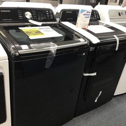 New Scratch And Dent Samsung Washer And Dryer Set. 1 Year Warranty 