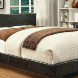 Platform Bed with Bluetooth speakers Espresso Queen Size New