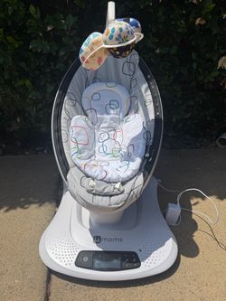 Mamaroo 4moms Baby Swing