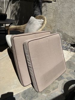 Outdoor cushions