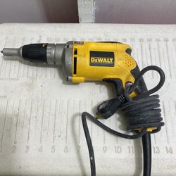 Dewalt Screw Gun