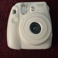 White Fujifilm Instax Mini 8, camera