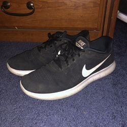 Nike Free Runs 9.5M