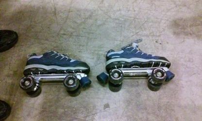 Sketchers Roller Skates
