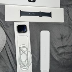 APPLE WATCH SECOND GEN 44MM (cellular) 