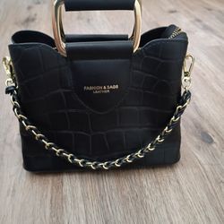Black Purse