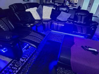 Black  leather sectional recliners