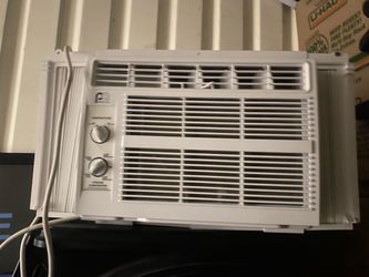 Perfect Aire Window Air Conditioner
