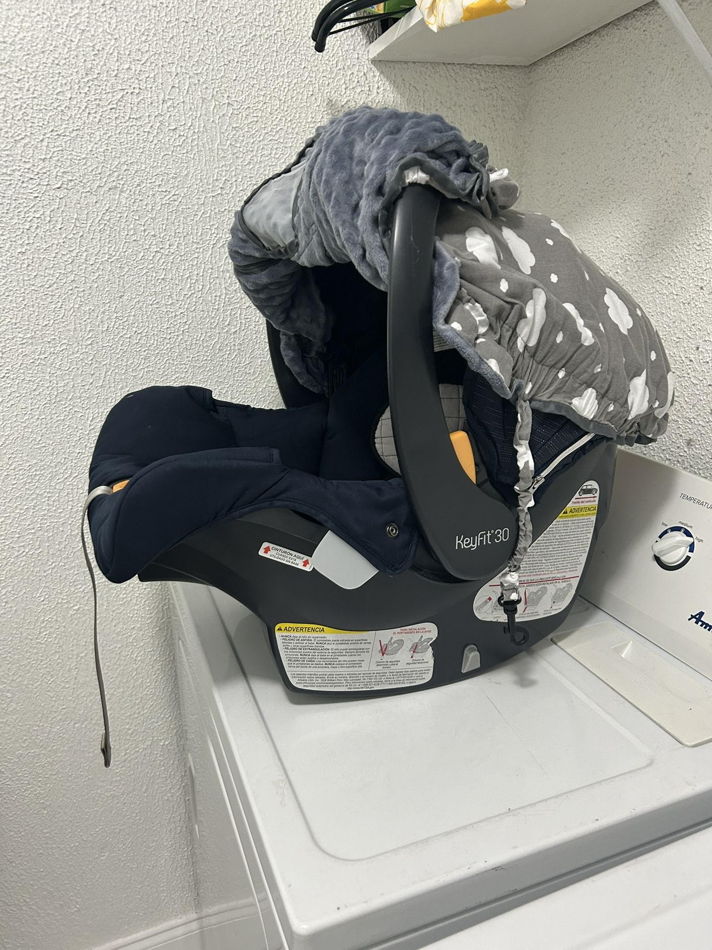 Infant Car seat With The Base 