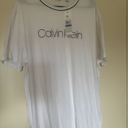 Calvin Klein Tshirt