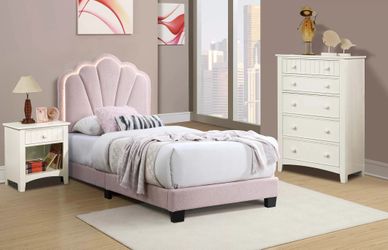 Twin Bed
Platform Bed W/ Built-In LED Lights

Color: Light Pink

 
 Mattress Included.        Cama Twin Size Colchon Incluido.  