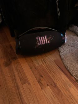 JBL boombox 3