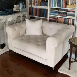 Love seat chair